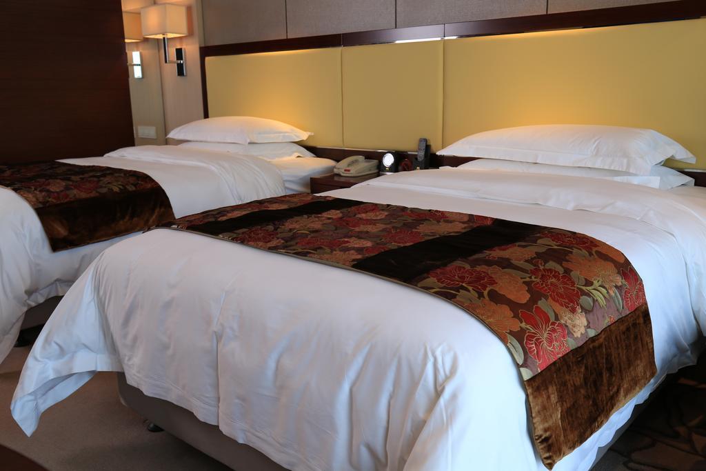 Guangzhou Changfeng Gloria Plaza Hotel Номер фото