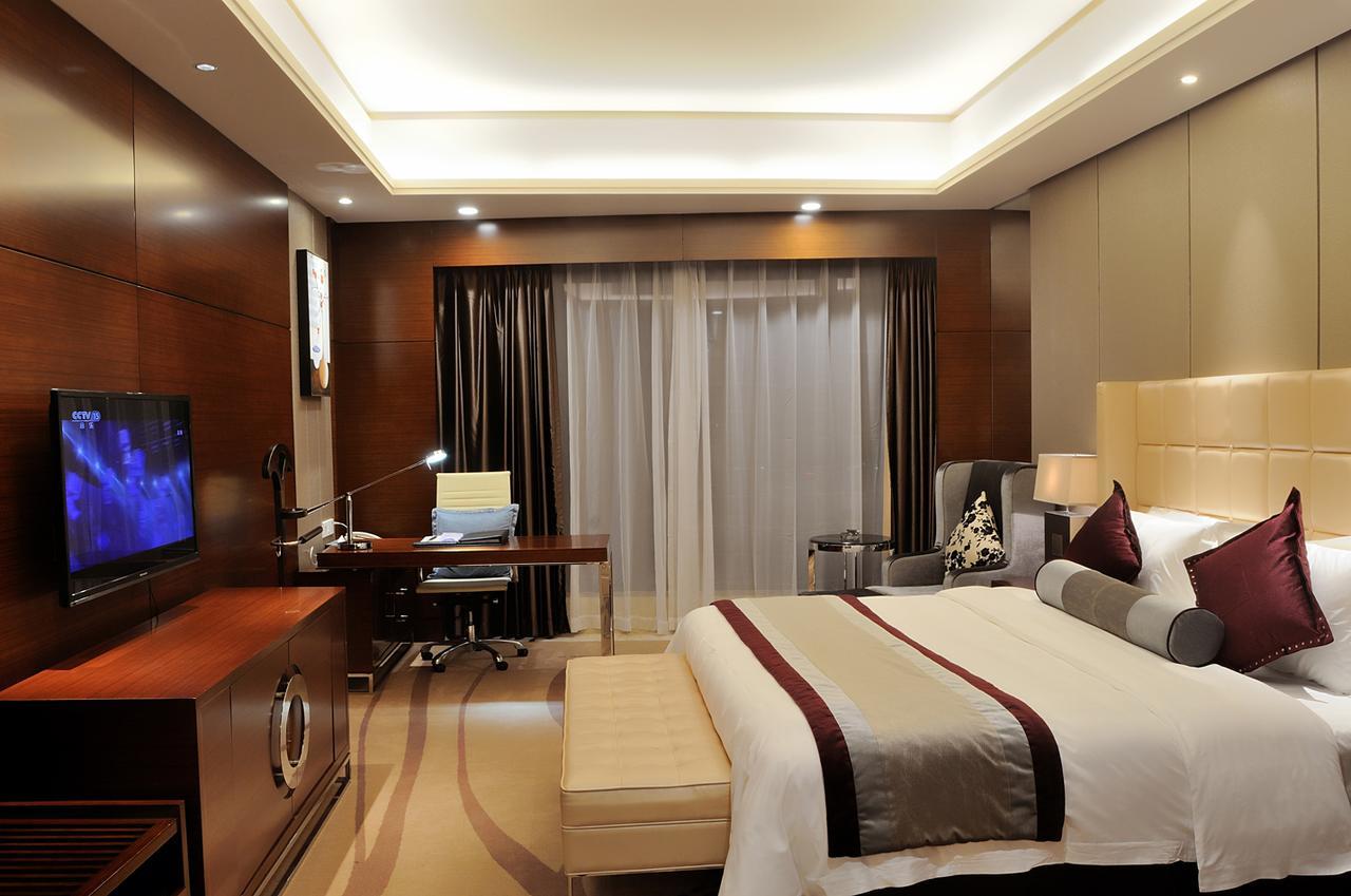 Guangzhou Changfeng Gloria Plaza Hotel Экстерьер фото